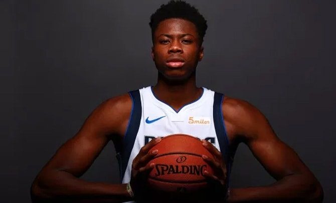 Kostas-Antetokounmpo