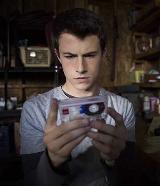 Dylan-Minnette-13-Reasons-Why