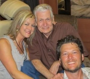 Who Is Blake Shelton’s Sister Endy Shelton? Bio, Net Worth & Facts