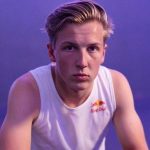liam lawson girlfriend parents family net worth facts